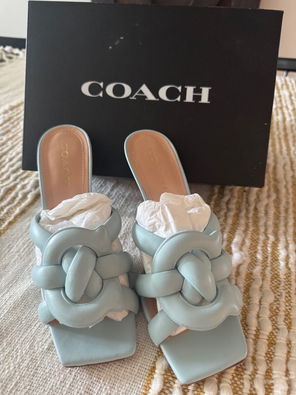 COACH Women's Pale Blue Knotted Leather Slide heel sandal with org box